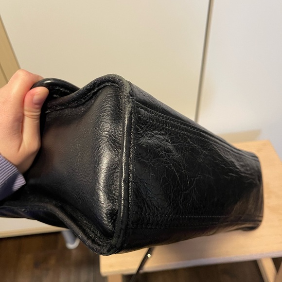 Cole Haan // Vintage Jenna Leather Bag - Picture 4 of 9